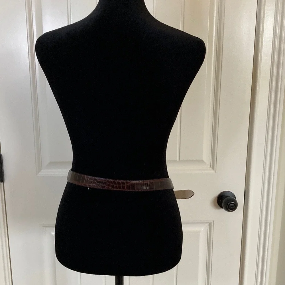VTG Nava Leather Womens Classic Brown‎ Leather Croc Embossed Belt Size M Gold